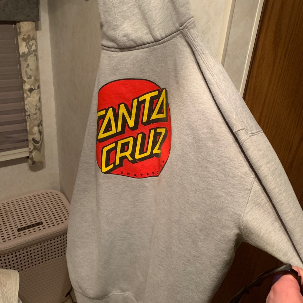 Santa Cruz skateboards hoodie